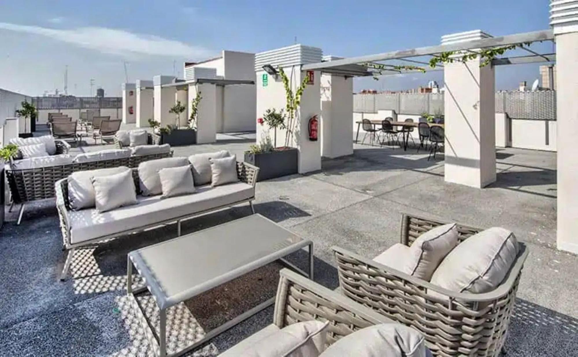 Livensa Living Studios Valencia Marina Real Zewnętrze zdjęcie